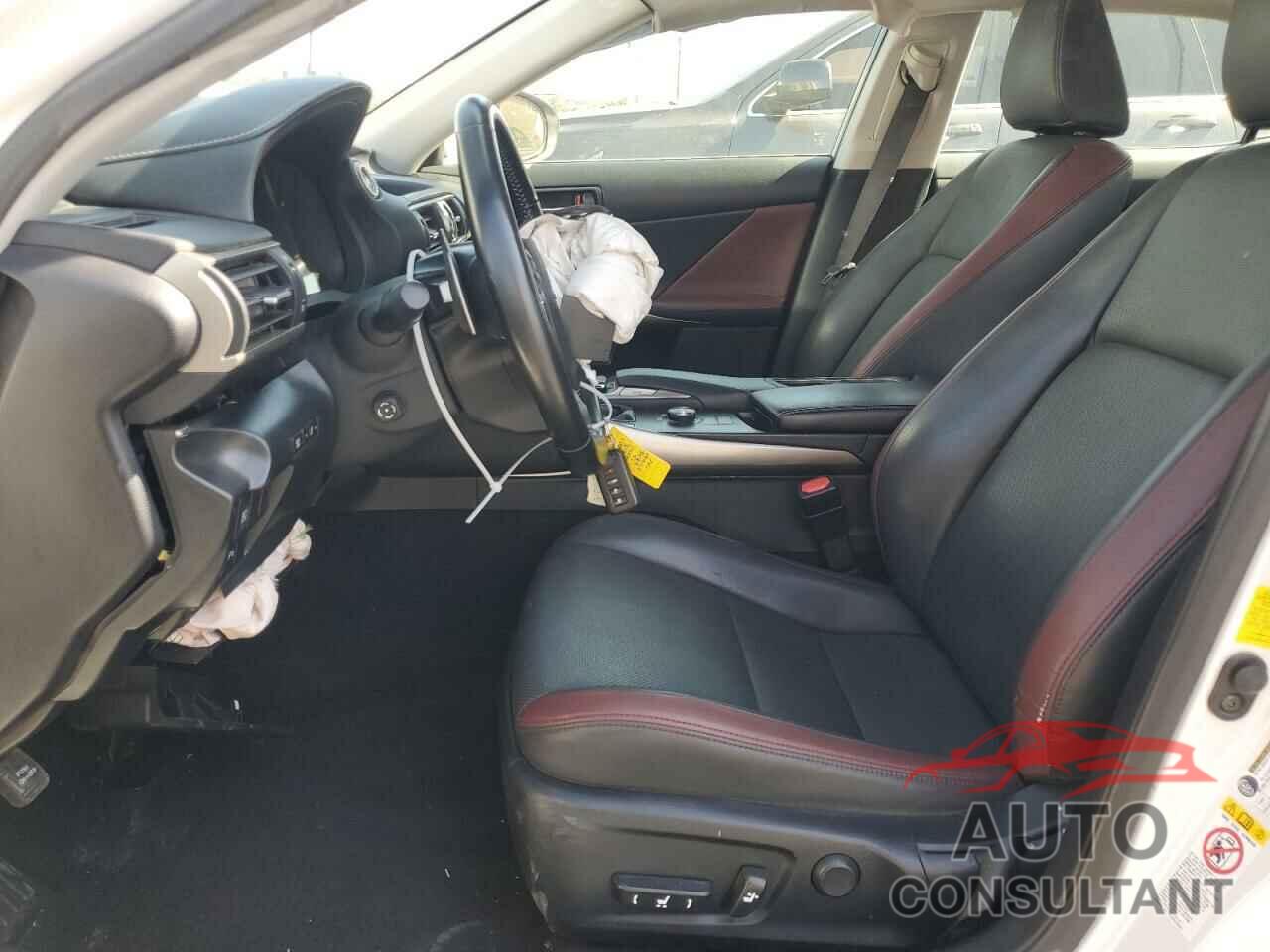 LEXUS IS 2018 - JTHBA1D2XJ5071944