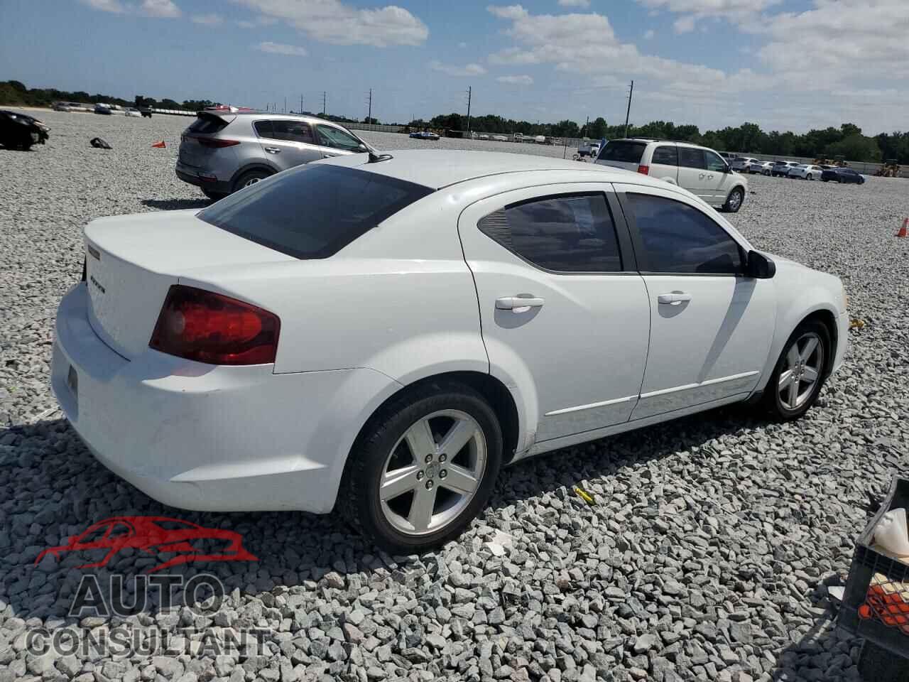 DODGE AVENGER 2013 - 1C3CDZAB8DN643117