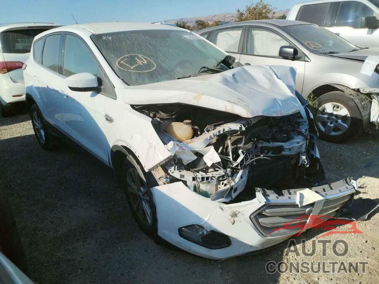 FORD ESCAPE 2018 - 1FMCU0GD2JUA57204