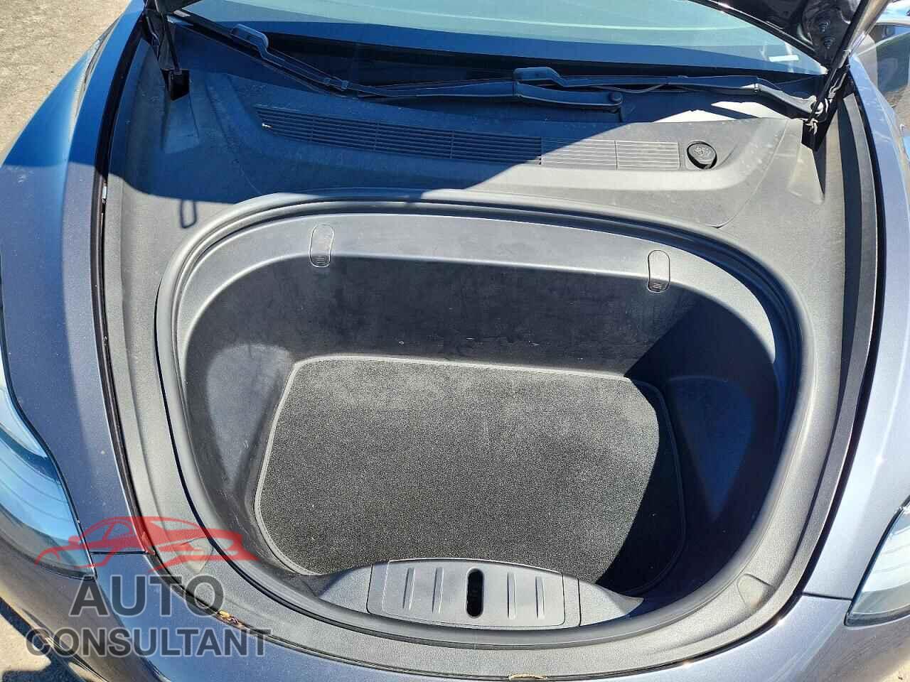 TESLA MODEL 3 2018 - 5YJ3E1EB4JF089766