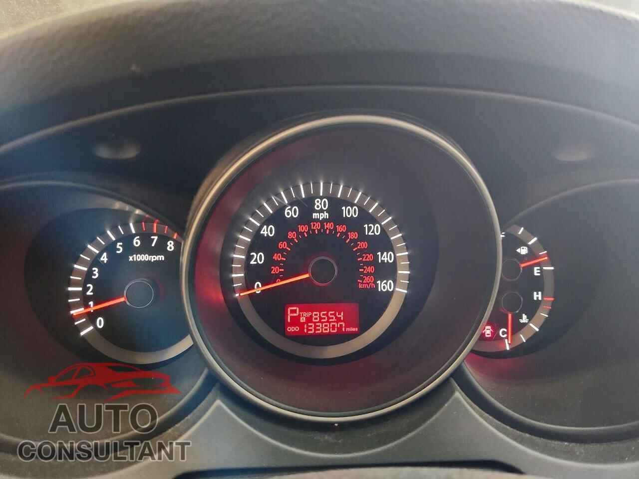 KIA OPTIMA 2010 - KNAGG4A80A5409137