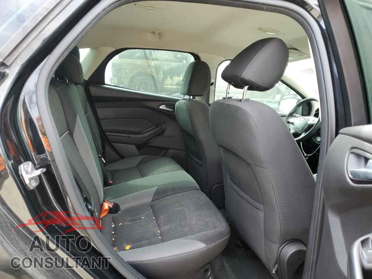 FORD FOCUS 2014 - 1FADP3K21EL300090