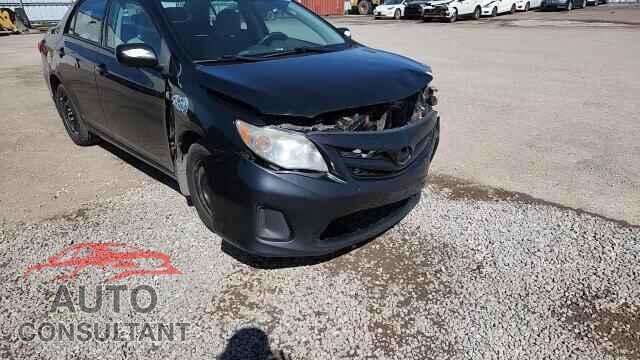TOYOTA COROLLA 2013 - 2T1BU4EEXDC985895