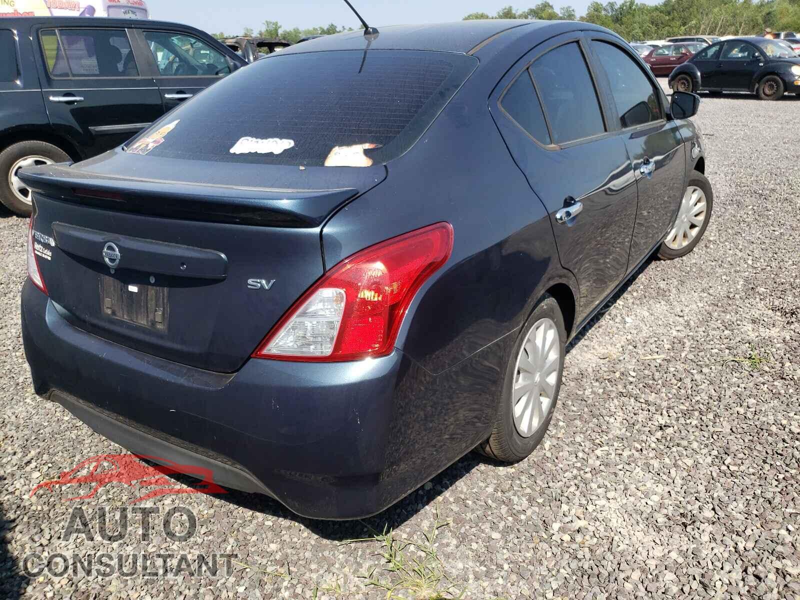 NISSAN VERSA 2017 - 3N1CN7AP0HL881822