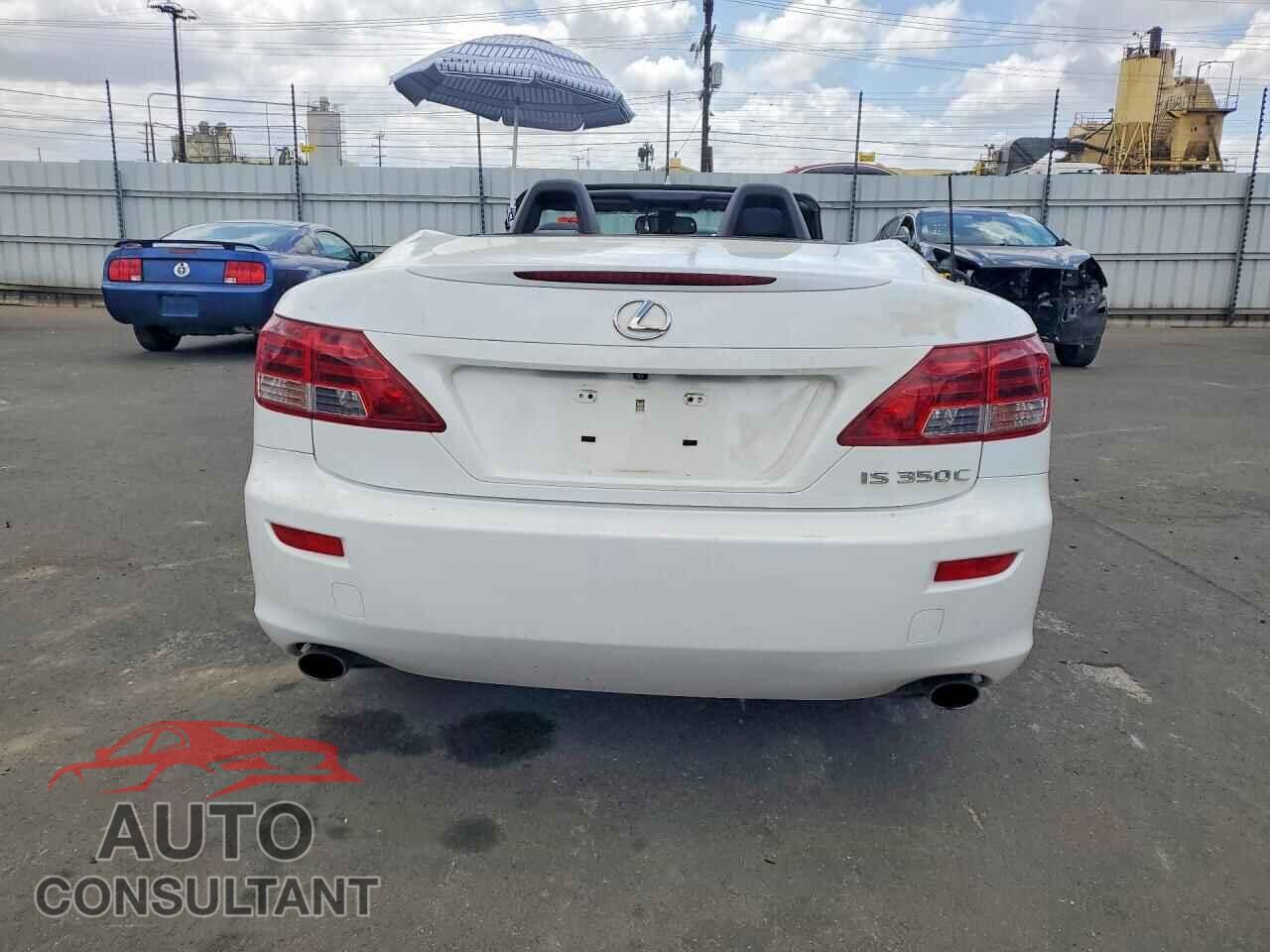 LEXUS IS 2014 - JTHFE2C2XE2510497