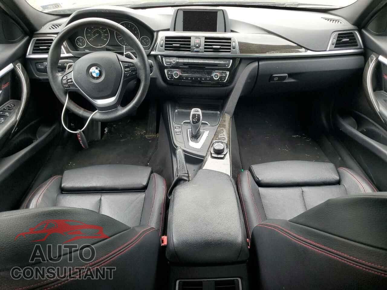 BMW 3 SERIES 2016 - WBA8E3G55GNU00833