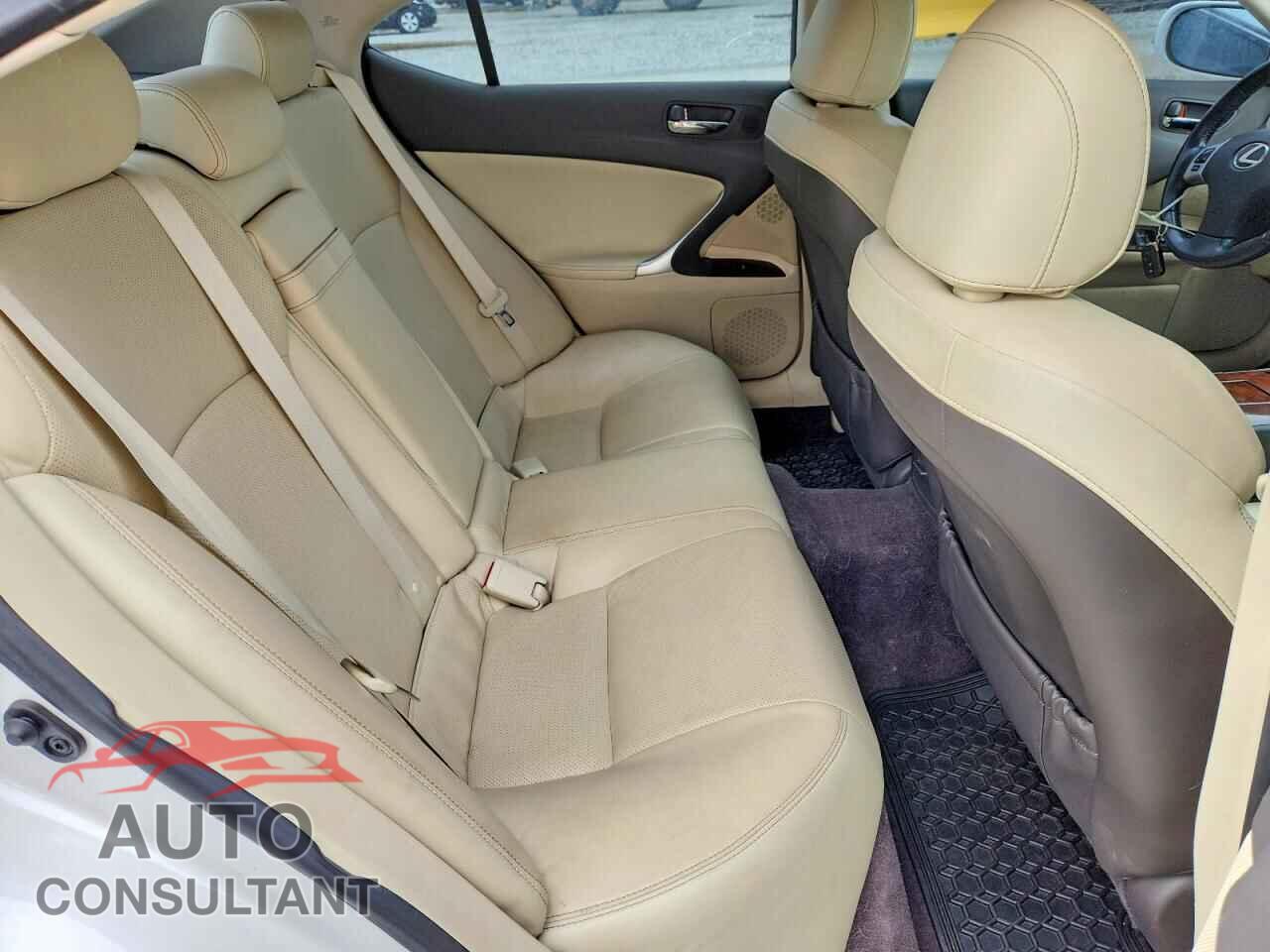 LEXUS IS 2013 - JTHCF5C26D5062385