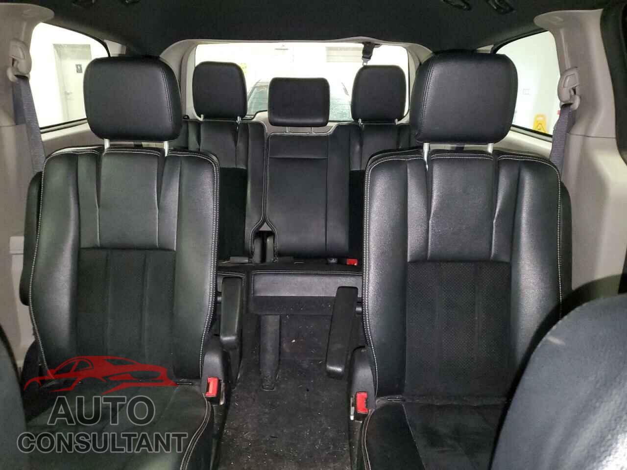 DODGE CARAVAN 2015 - 2C4RDGBG0FR734439