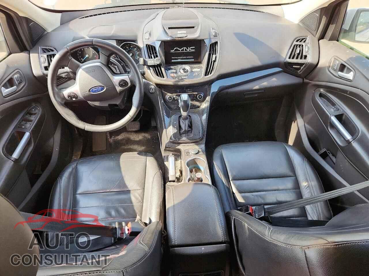 FORD ESCAPE 2015 - 1FMCU0J94FUA03110