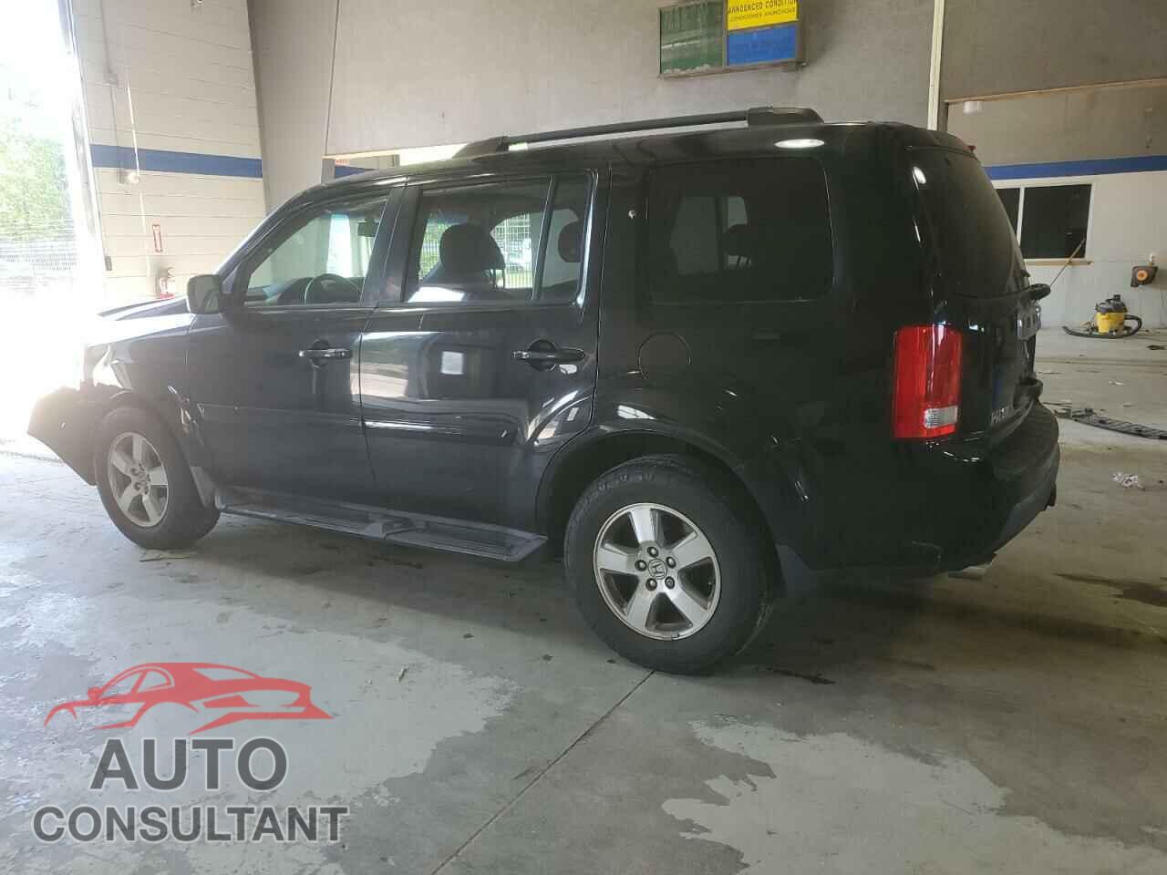 HONDA PILOT 2010 - 5FNYF3H52AB015749