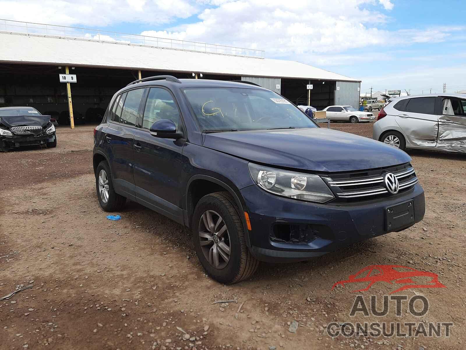 VOLKSWAGEN TIGUAN 2016 - WVGAV7AX4GW586084