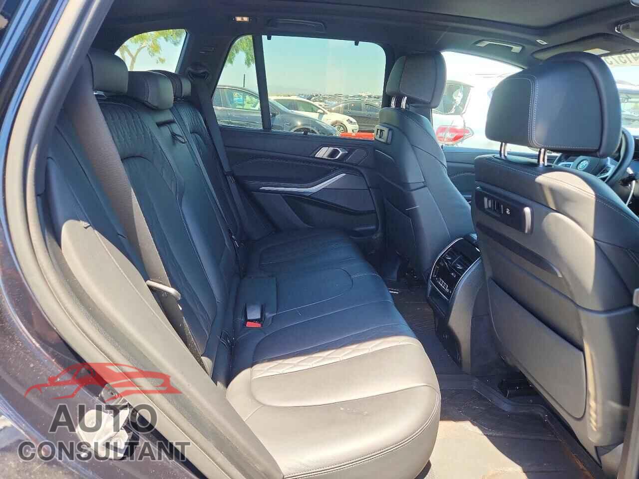 BMW X5 2021 - 5UXTA6C01M9D84012