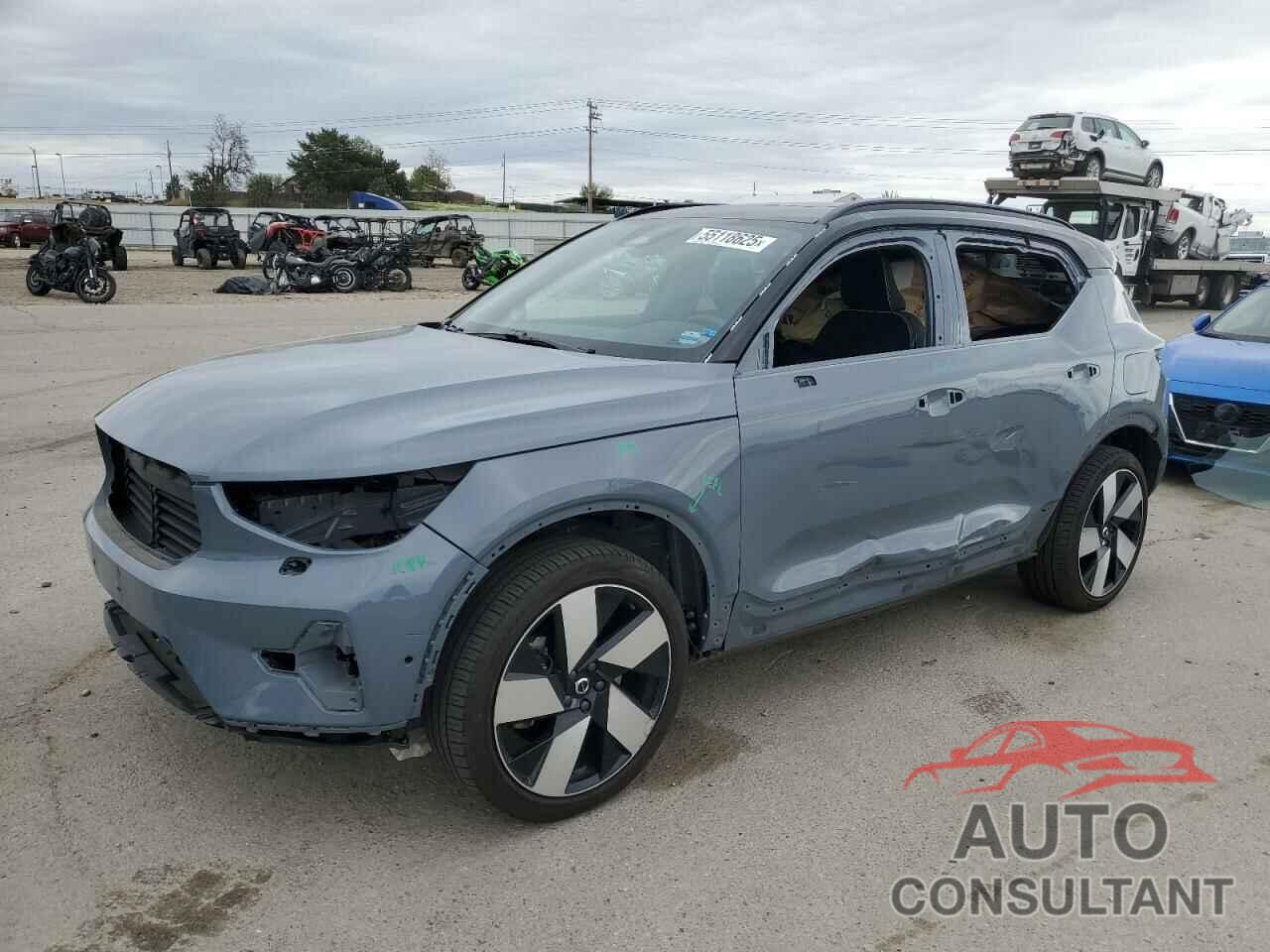 VOLVO XC40 2023 - YV4ED3UM8P2961627