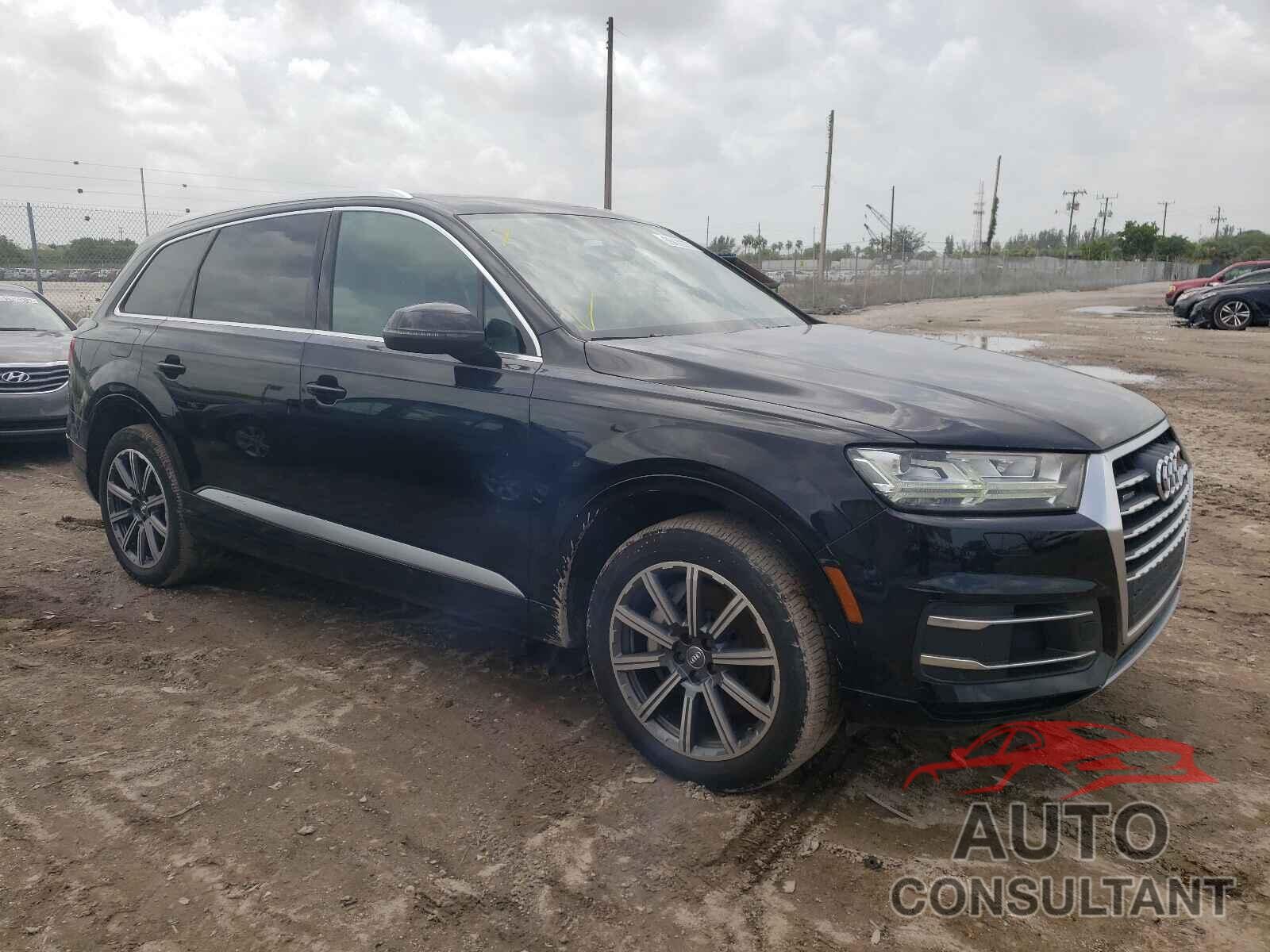 AUDI Q7 2017 - WA1LAAF70HD011583