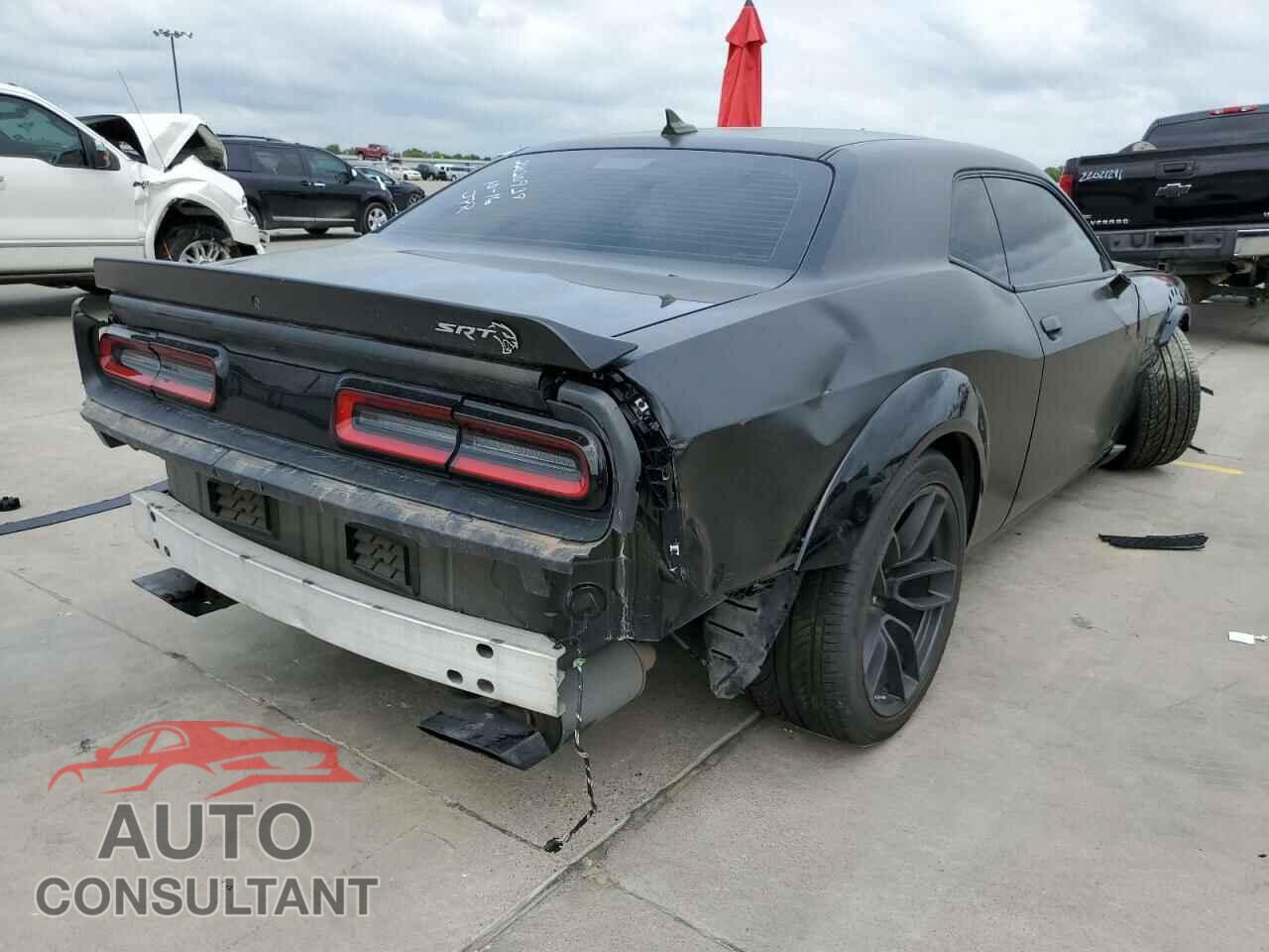 DODGE CHALLENGER 2018 - 2C3CDZC90JH121399
