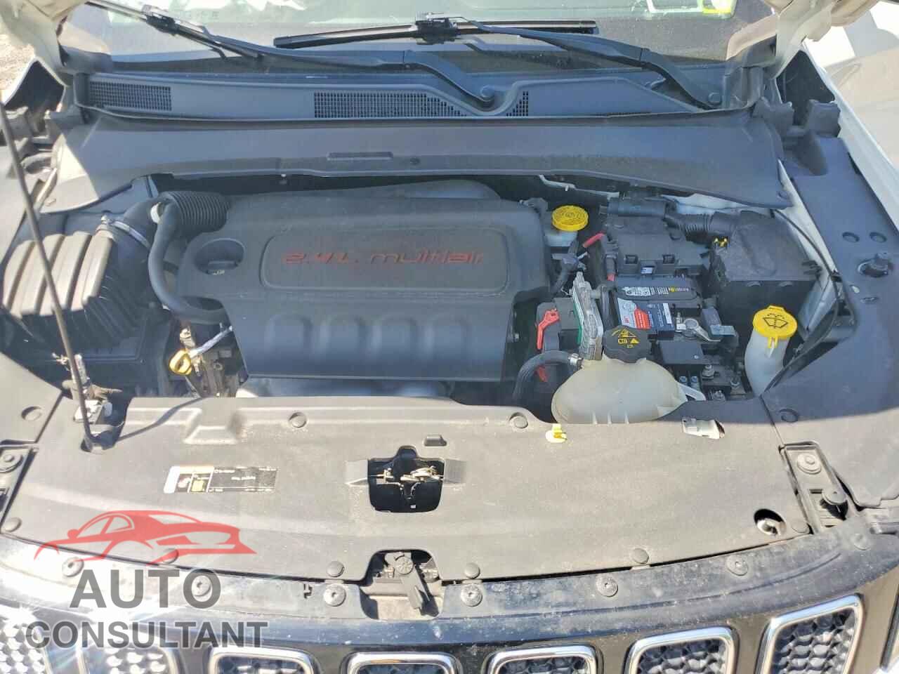 JEEP COMPASS 2018 - 3C4NJDCB6JT373801