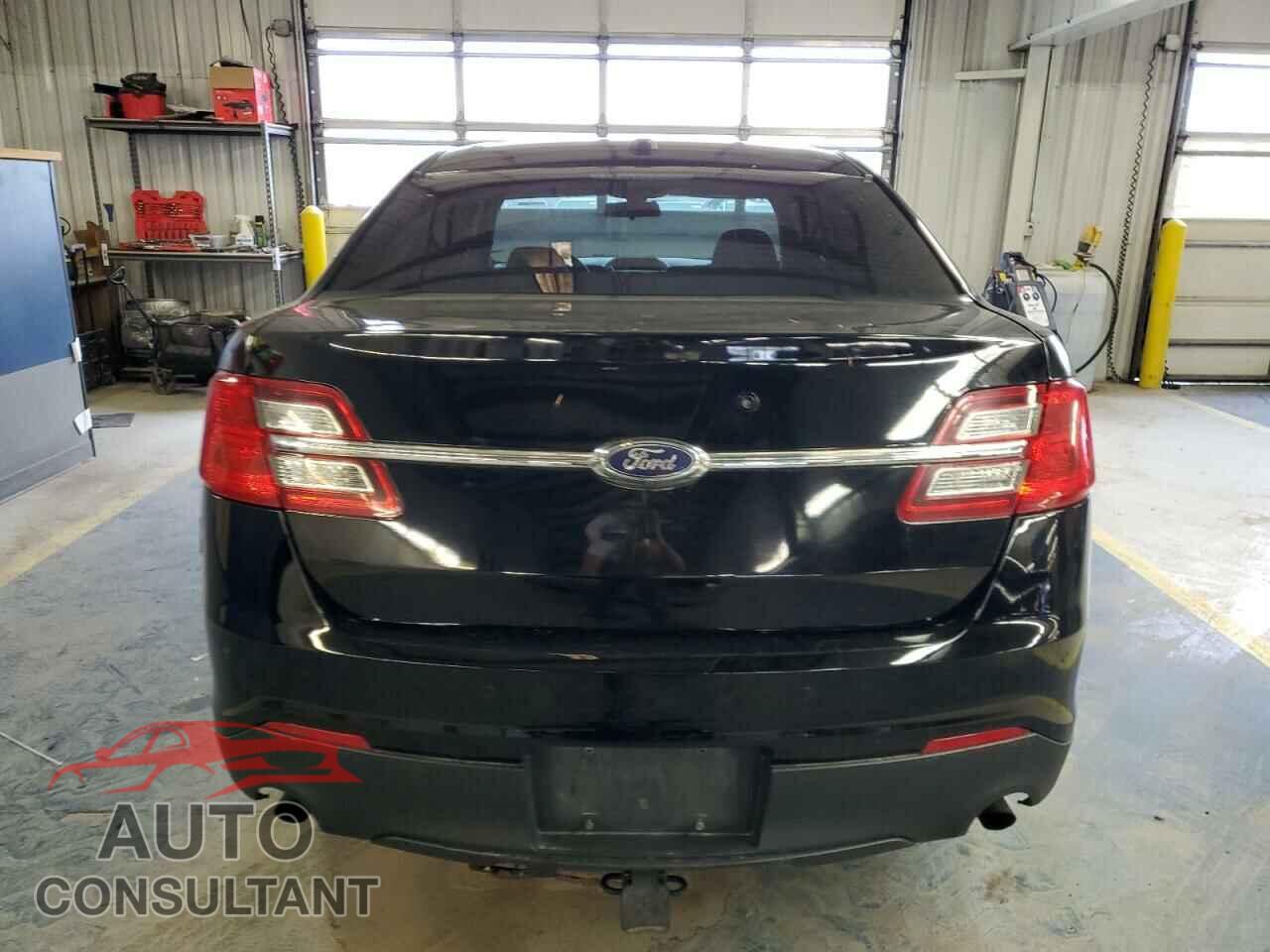 FORD TAURUS 2017 - 1FAHP2MT6HG123700