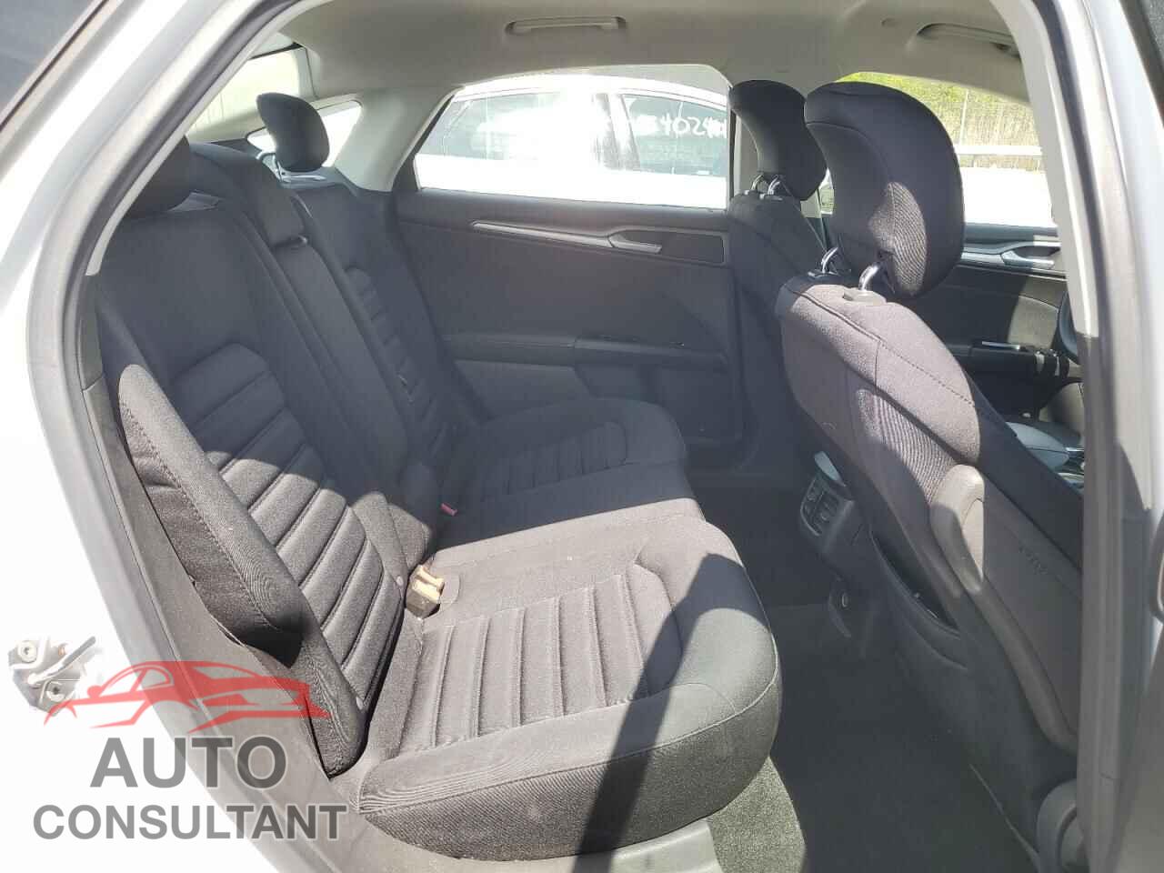 FORD FUSION 2013 - 3FA6P0LU5DR150332