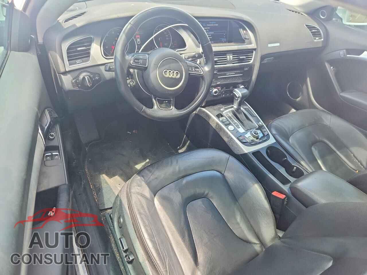 AUDI A5 2013 - WAULFAFR1DA001064