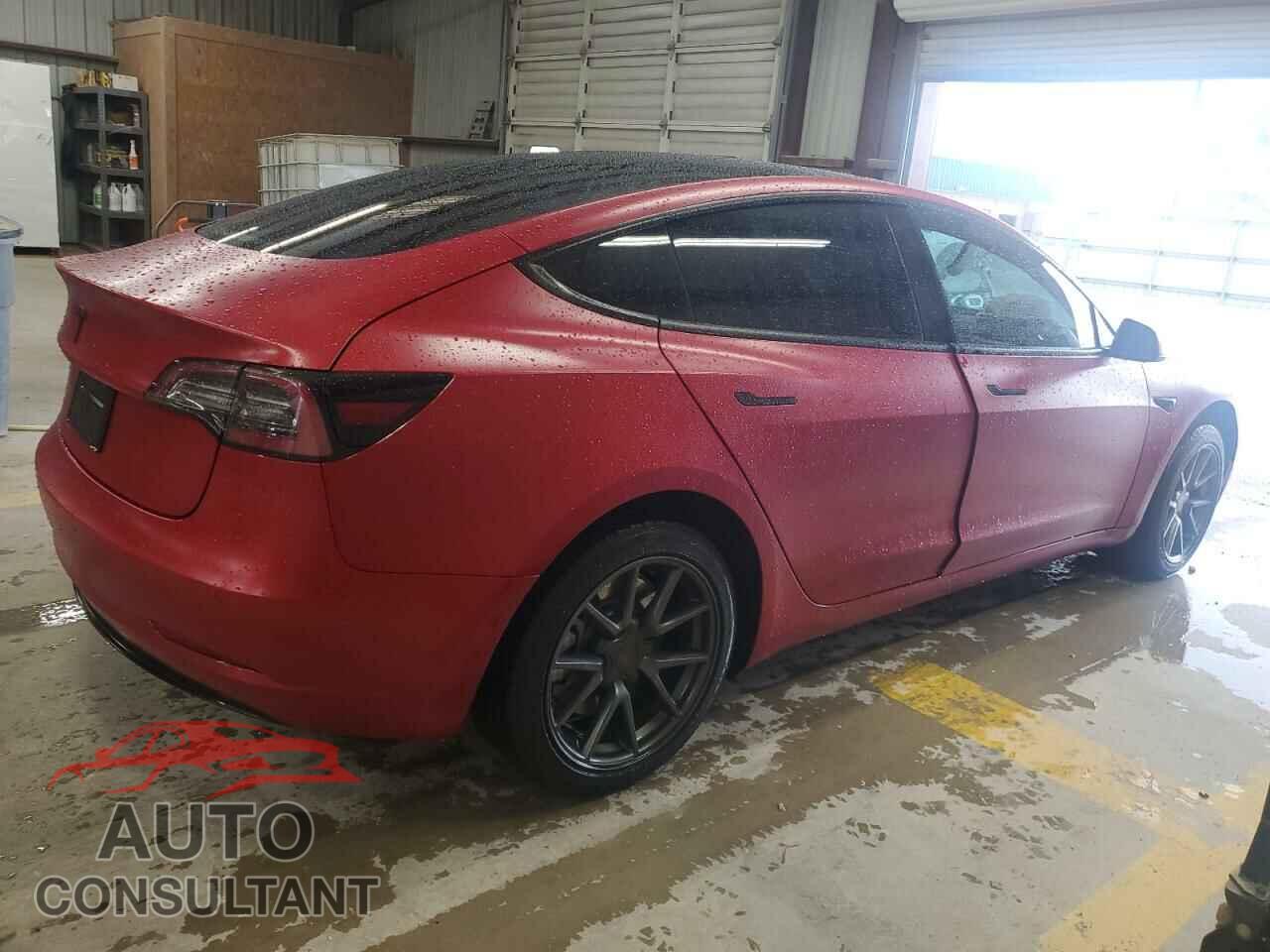 TESLA MODEL 3 2022 - 5YJ3E1EBXNF240857