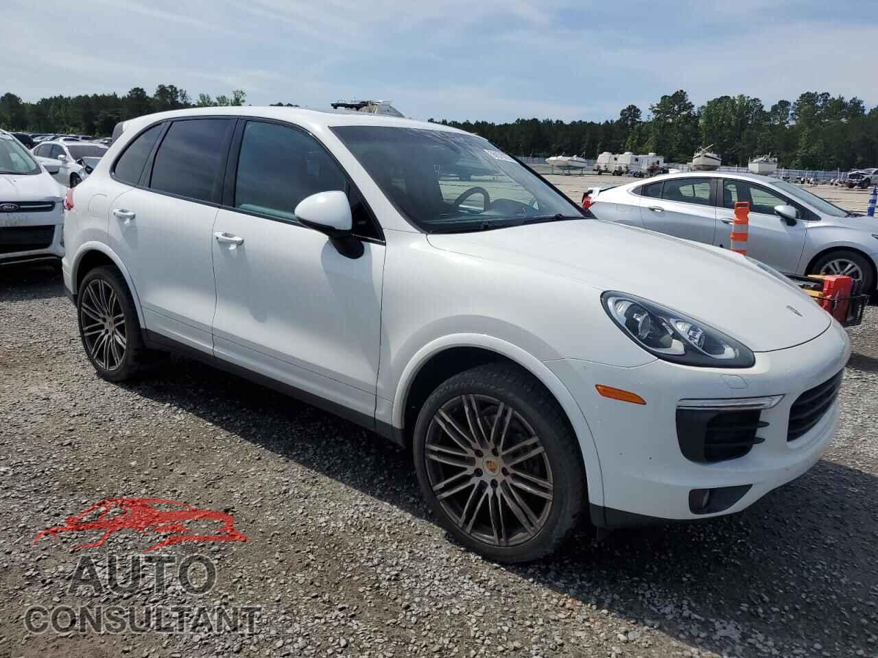 PORSCHE CAYENNE 2017 - WP1AA2A20HKA88141
