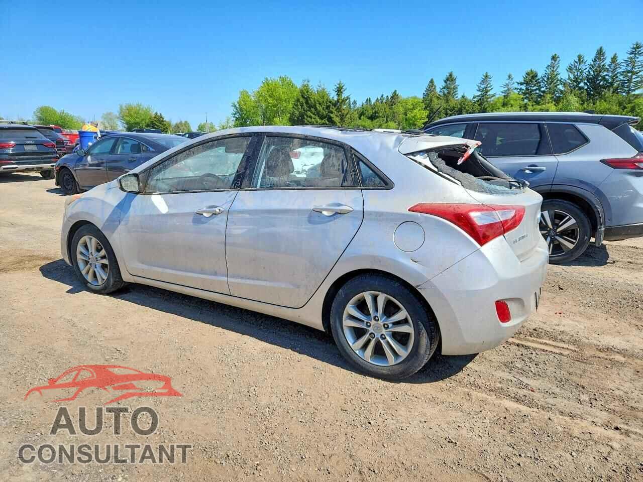 HYUNDAI ELANTRA 2013 - KMHD35LE2DU026803