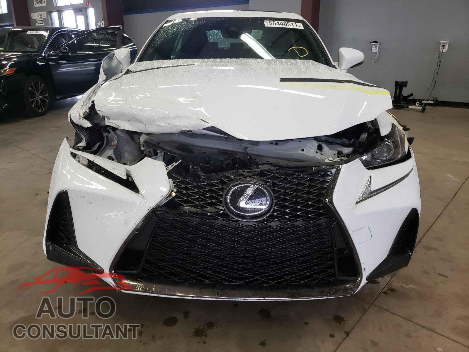 LEXUS IS 2017 - JTHBA1D27H5048129