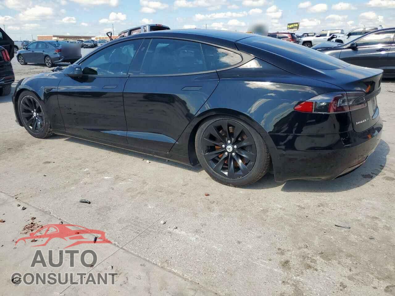 TESLA MODEL S 2018 - 5YJSA1E27JF260484