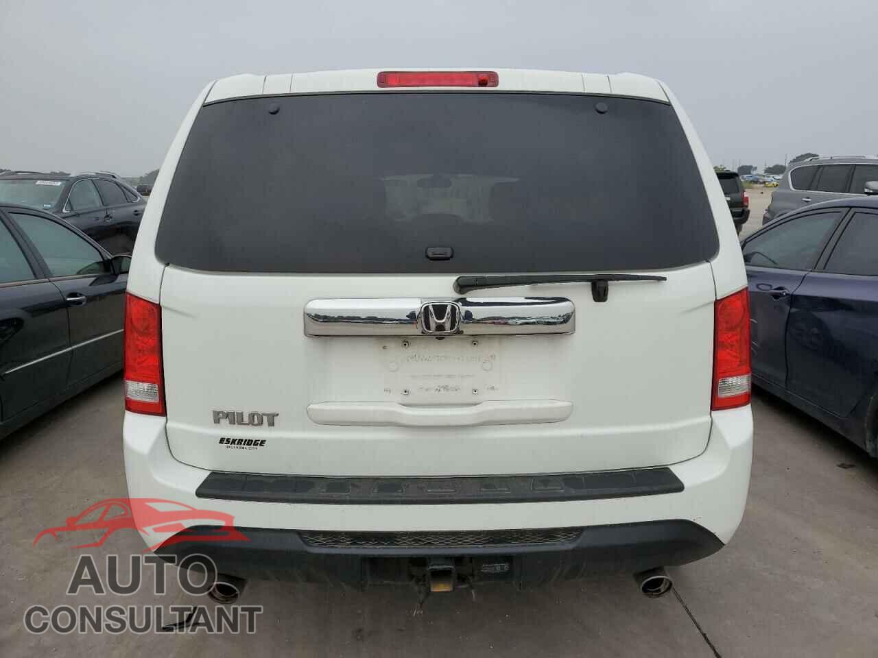 HONDA PILOT 2015 - 5FNYF3H43FB032073