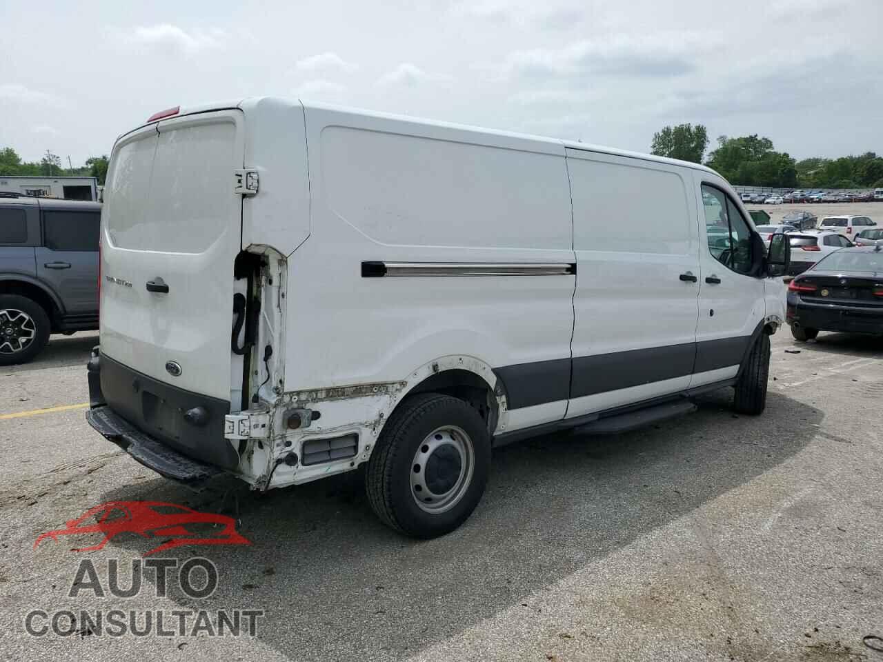 FORD TRANSIT 2018 - 1FTYR2YM7JKB11758
