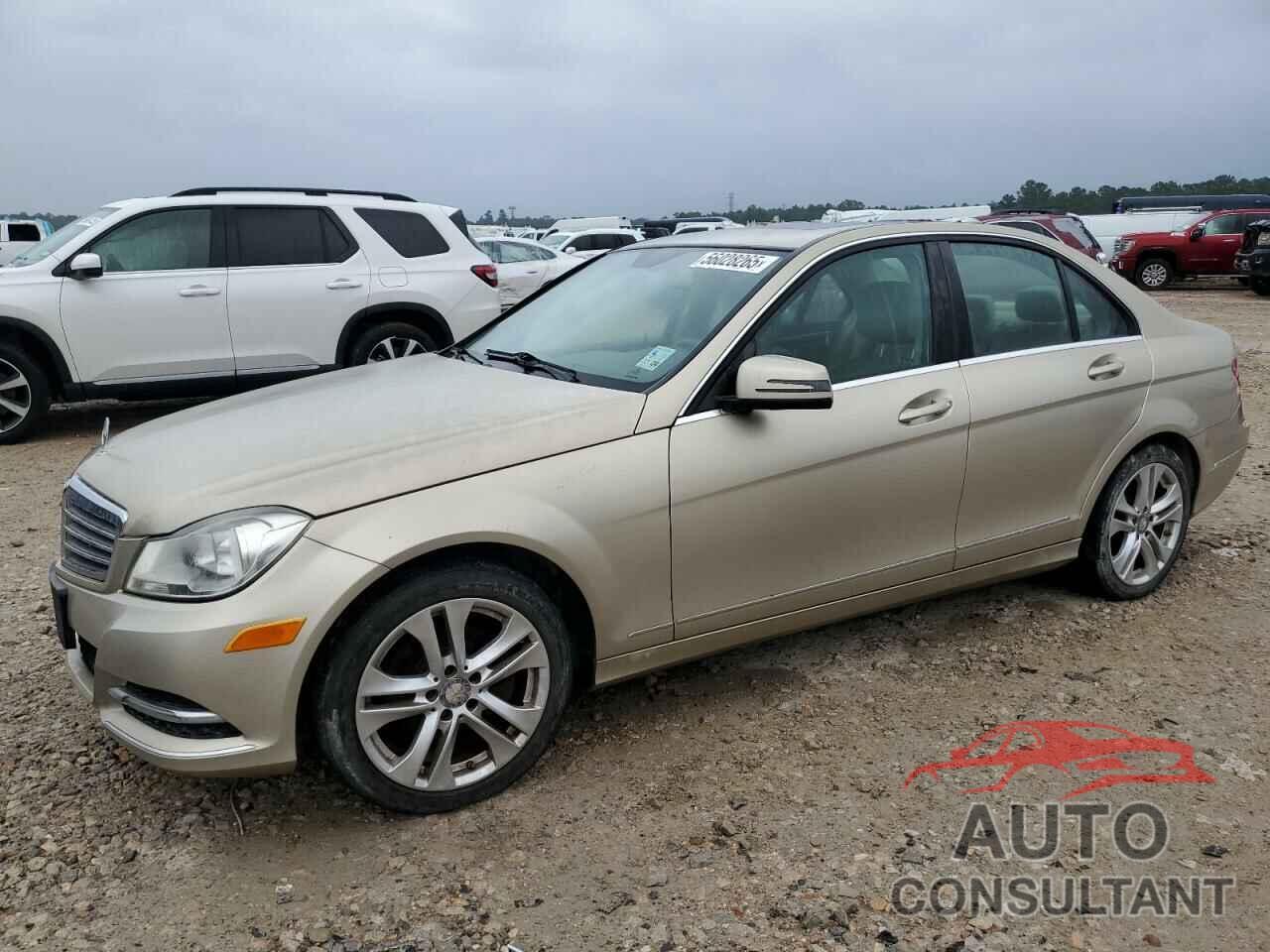 MERCEDES-BENZ C-CLASS 2012 - WDDGF8BB3CA652819