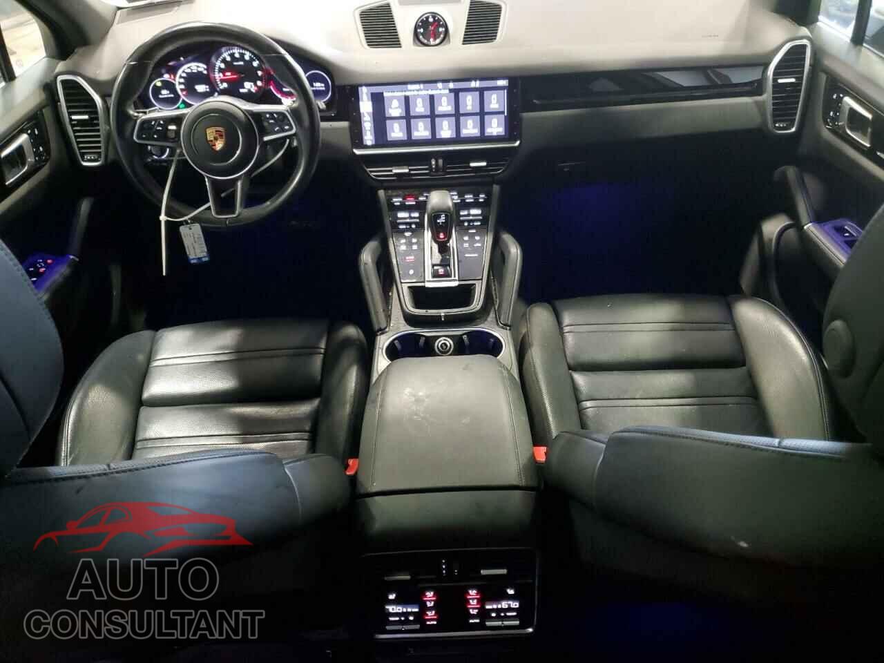 PORSCHE CAYENNE 2021 - WP1AA2AY6MDA10403