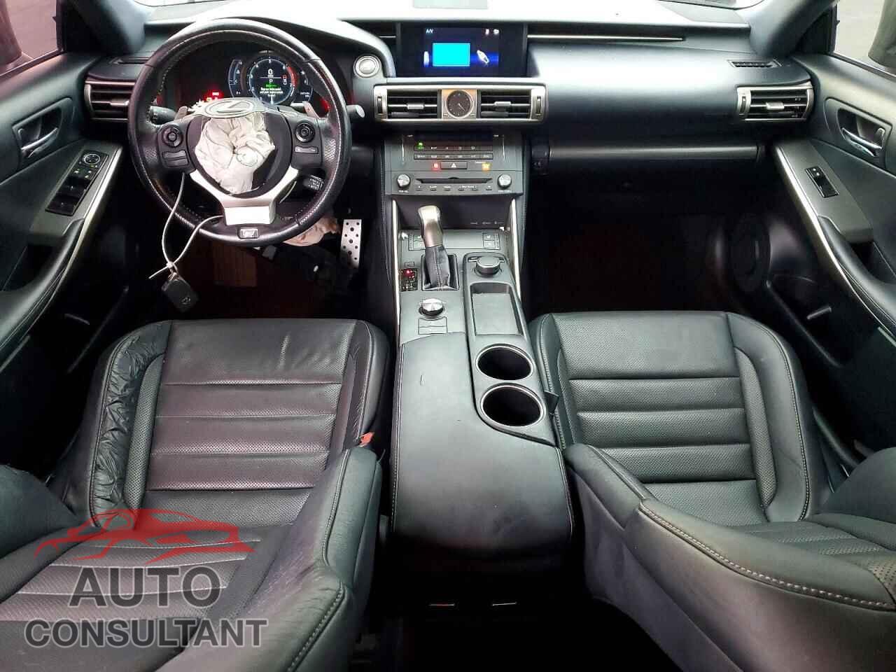 LEXUS IS 2016 - JTHBA1D29G5020895