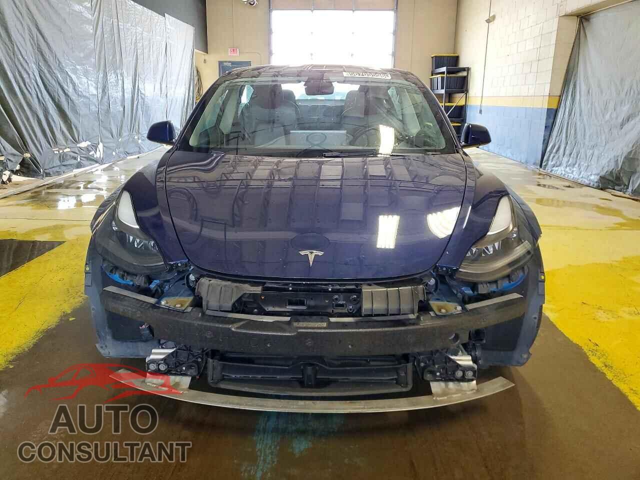 TESLA MODEL 3 2022 - 5YJ3E1EA7NF371011