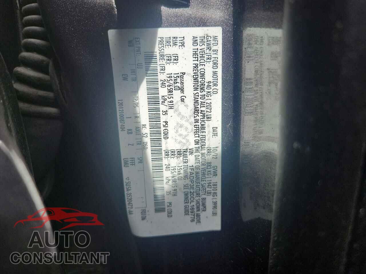 FORD FOCUS 2013 - 1FADP3E20DL169776
