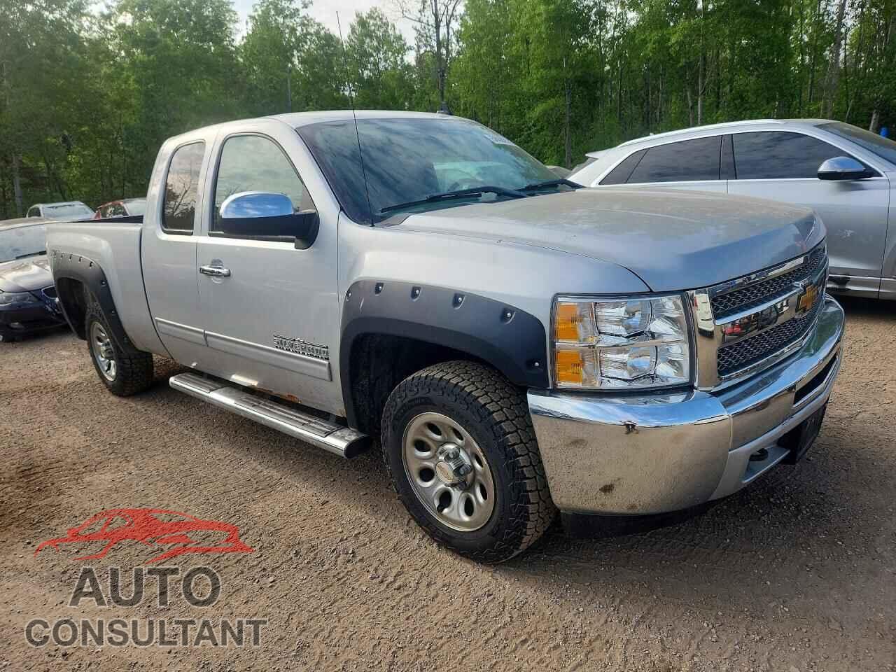 CHEVROLET SILVERADO 2013 - 1GCRKREA2DZ319280