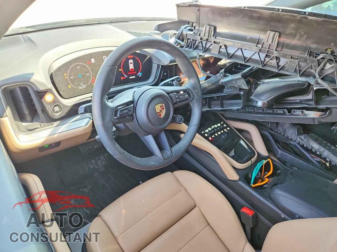 PORSCHE CAYENNE 2025 - WP1AA2AY2SDA03851