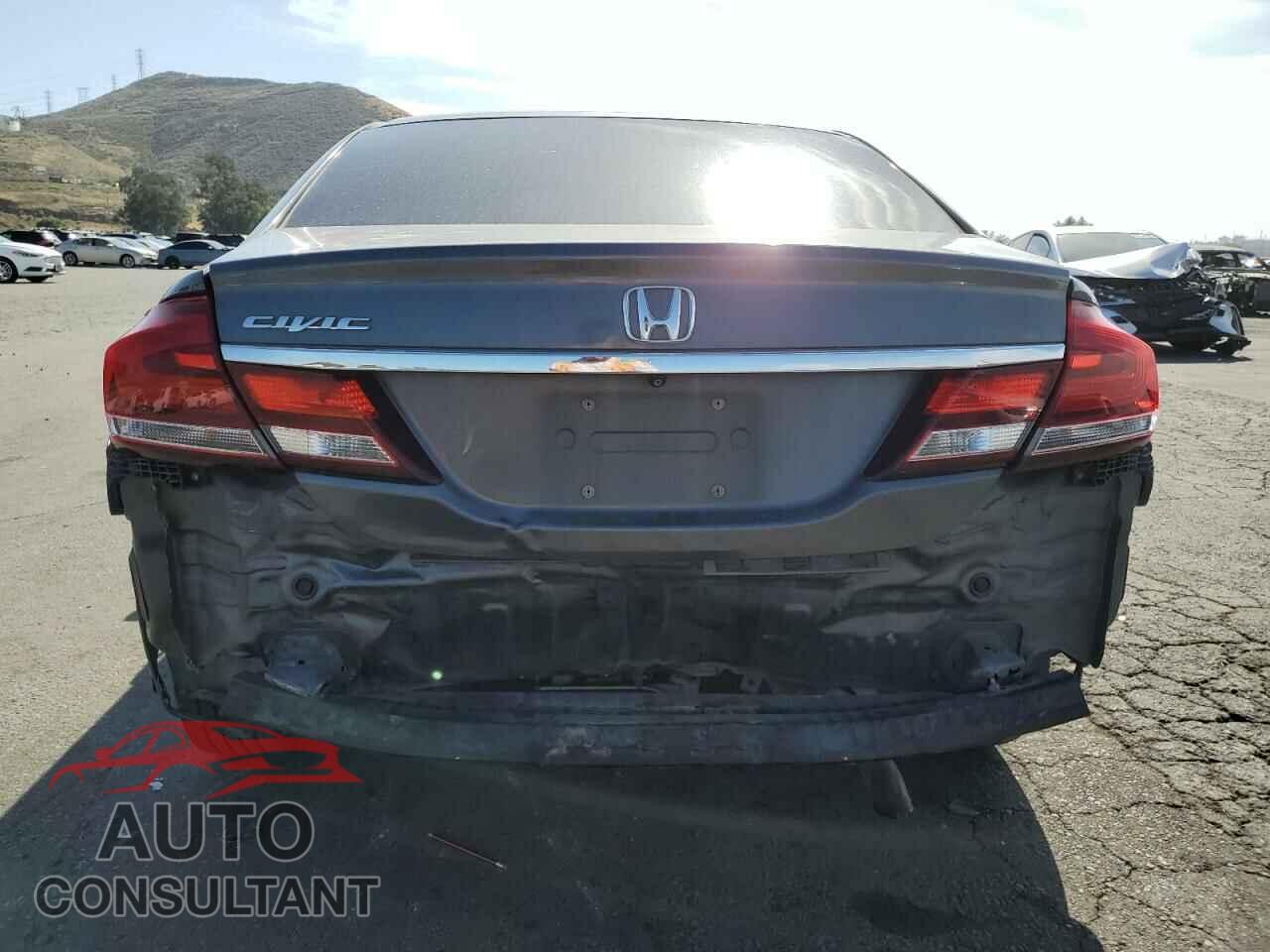 HONDA CIVIC 2013 - 19XFB2F86DE244228