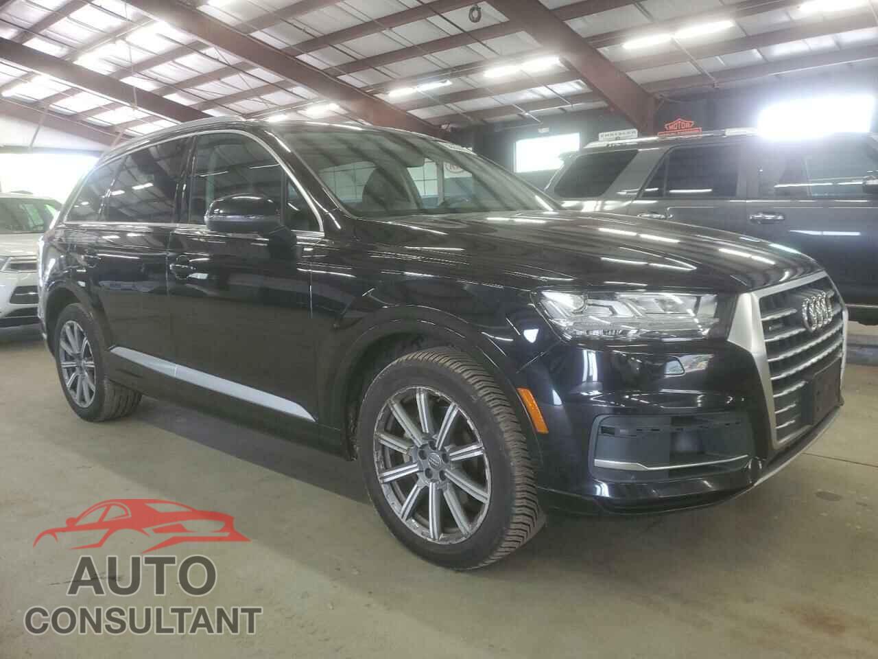 AUDI Q7 2018 - WA1VAAF76JD047907