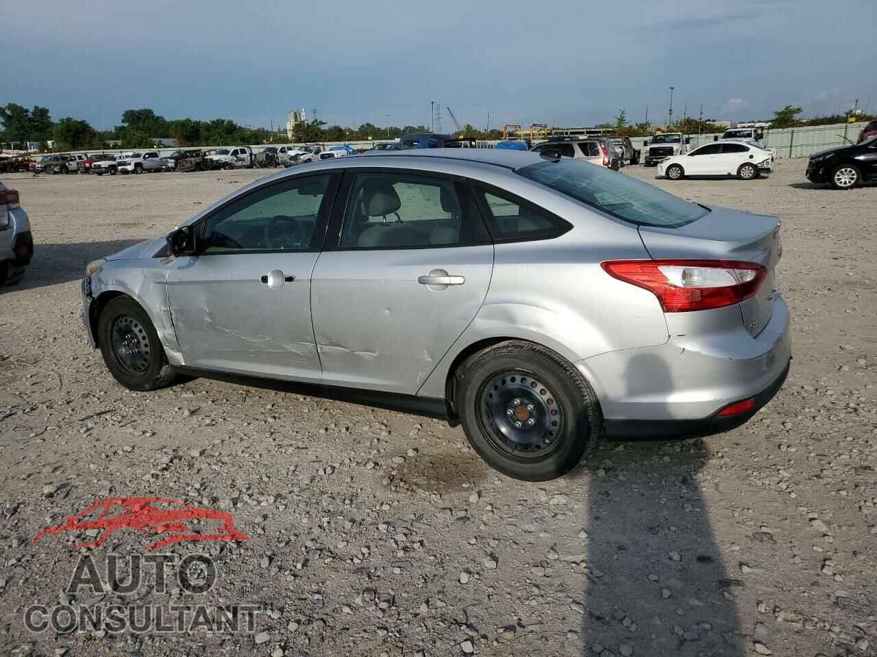 FORD FOCUS 2012 - 1FAHP3F25CL250240