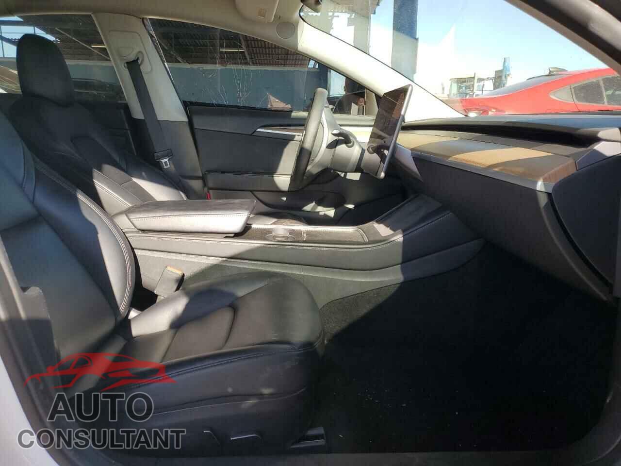 TESLA MODEL 3 2022 - 5YJ3E1EB3NF212740