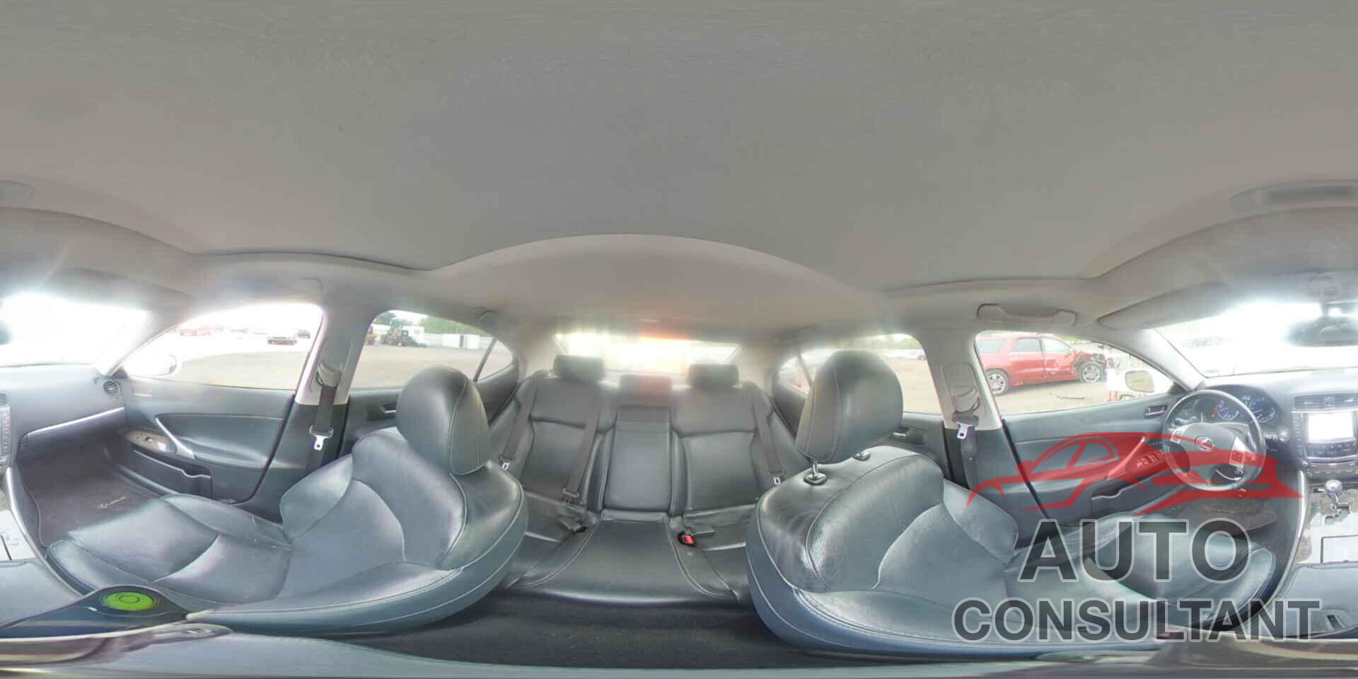 LEXUS IS 2012 - JTHCF5C25C5055684