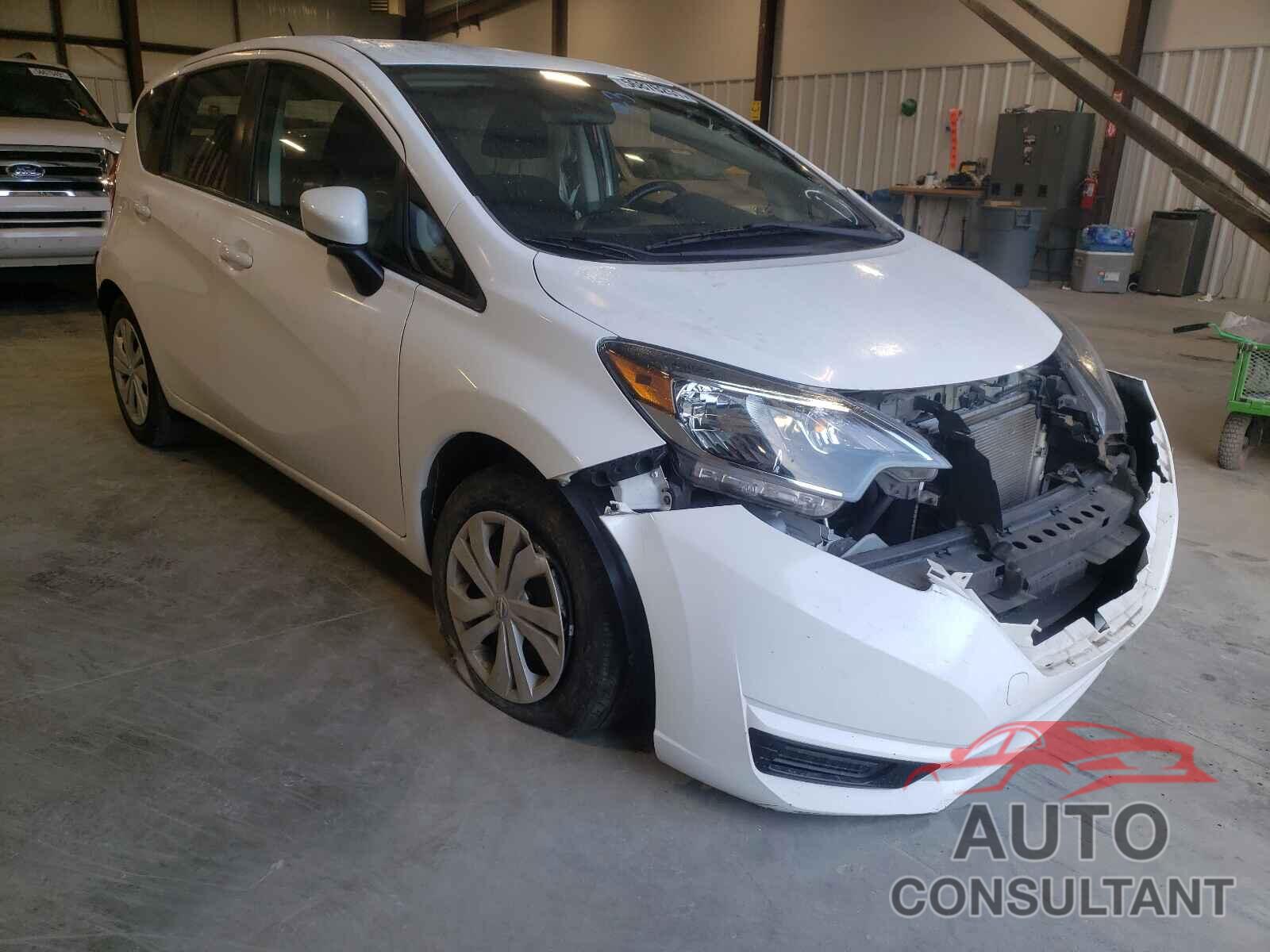 NISSAN VERSA 2018 - 3N1CE2CP8JL363298