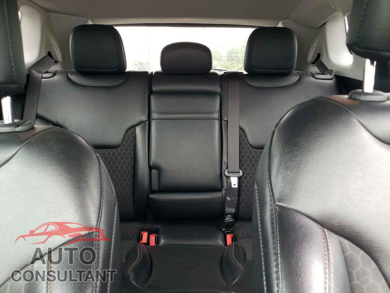 JEEP COMPASS 2019 - 3C4NJDBB7KT735802