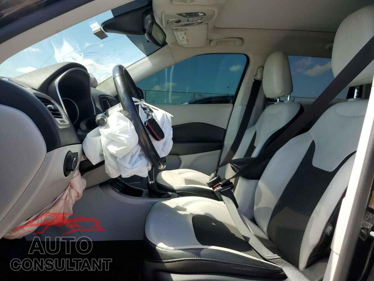 JEEP COMPASS 2020 - 3C4NJCBB7LT166073