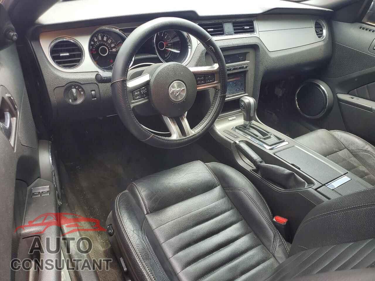 FORD MUSTANG 2014 - 1ZVBP8AM4E5280016