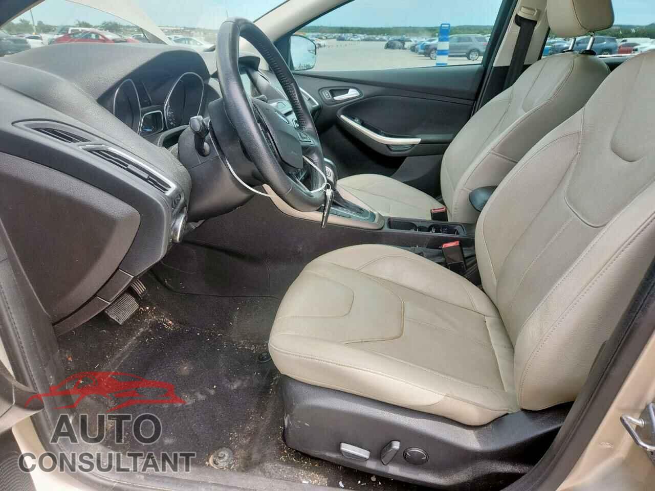 FORD FOCUS 2017 - 1FADP3N22HL266807