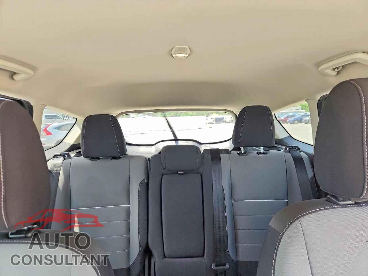 FORD ESCAPE 2015 - 1FMCU0GX9FUC37491
