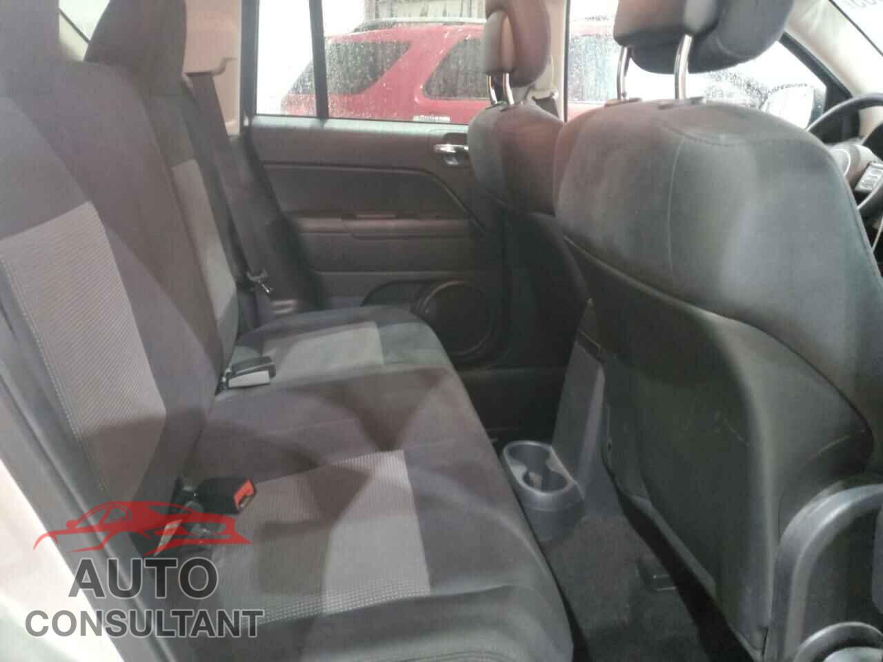 JEEP COMPASS 2013 - 1C4NJDEB4DD263577
