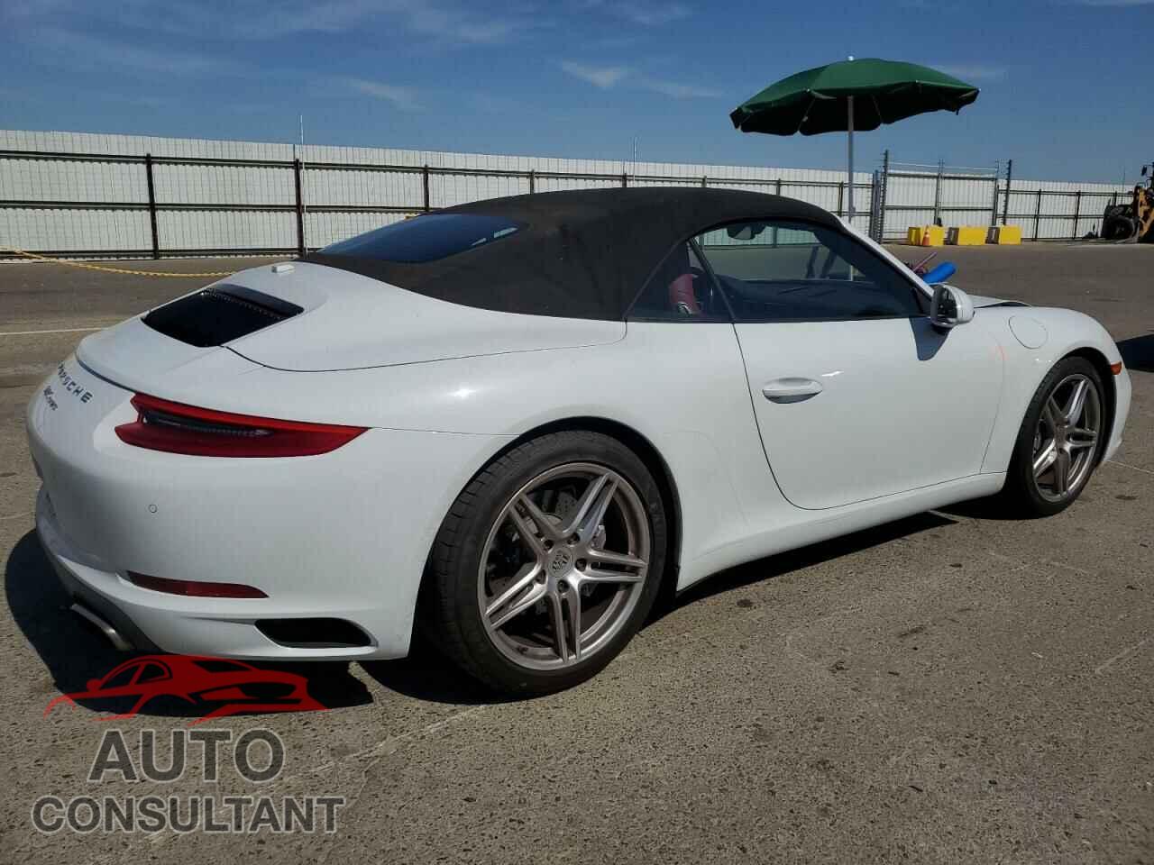 PORSCHE 911 2018 - WP0CA2A90JS138078